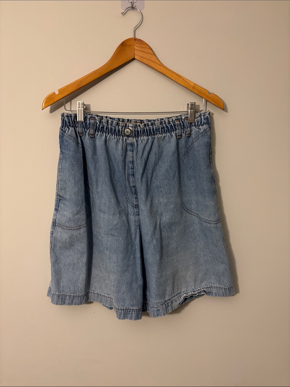 VINTAHE Light Blue Elastic Waist Denim Shorts